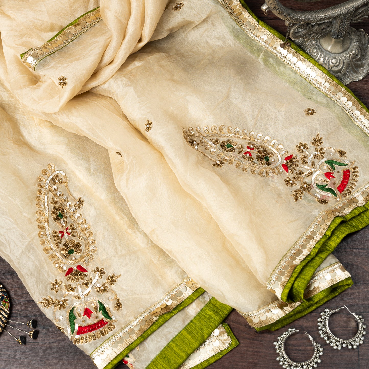 Rangrez Afraa Cream Gota Patti Dupatta