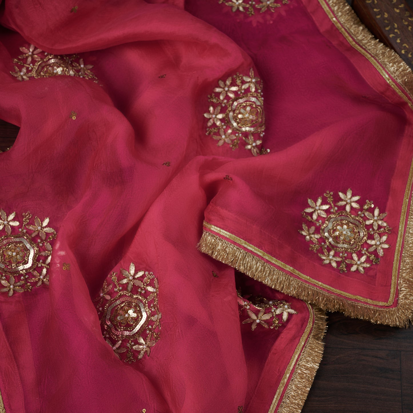 Nayaab Gulab Zardozi Dupatta